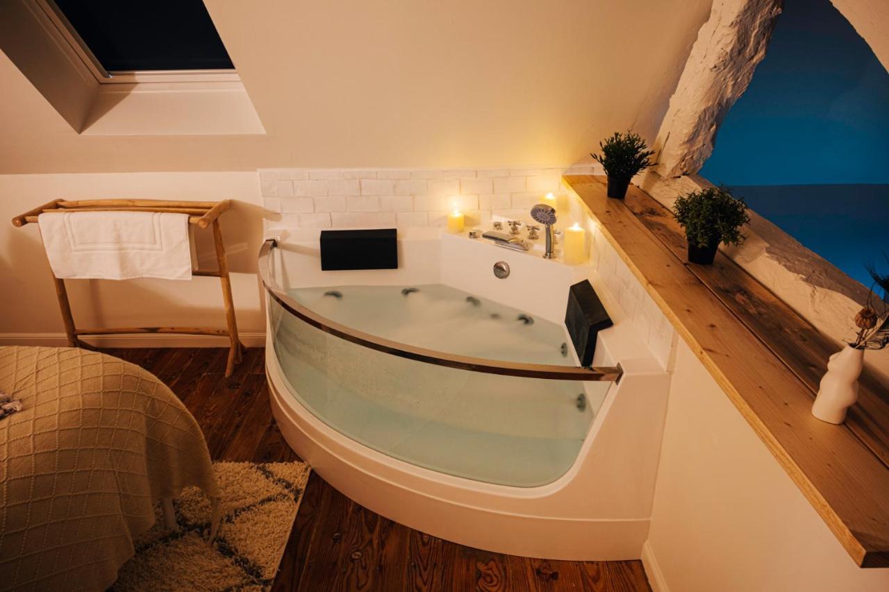 Loveroom Du Perche : Maison Avec Balneo Moulins-la-Marche Eksteriør billede